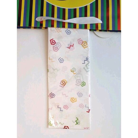Buc-ee’s Bucees Birthday Party Gift Bag w/ Tissue Paper Tag NEW 13 x 13" Stripes - Picture 5 of 5